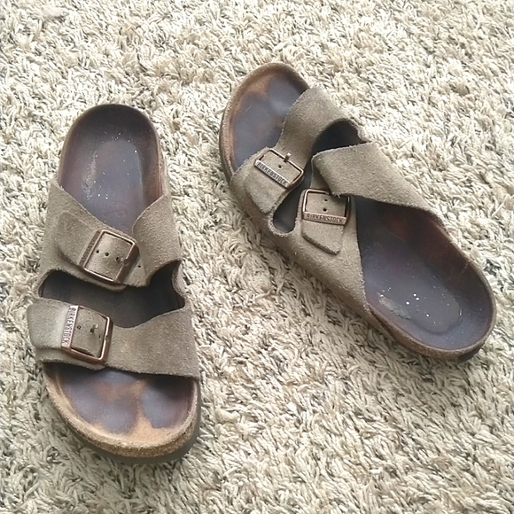 Birkenstock Other - Birkenstock Arizona green suede men's sandals sz 42